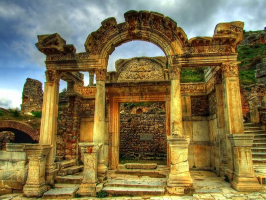 Ephesus & Kuşadası - Resim 1