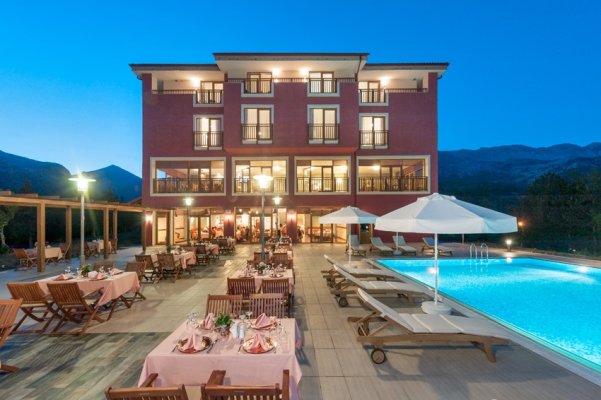 Sagalossos Lodge Spa - Resim 2